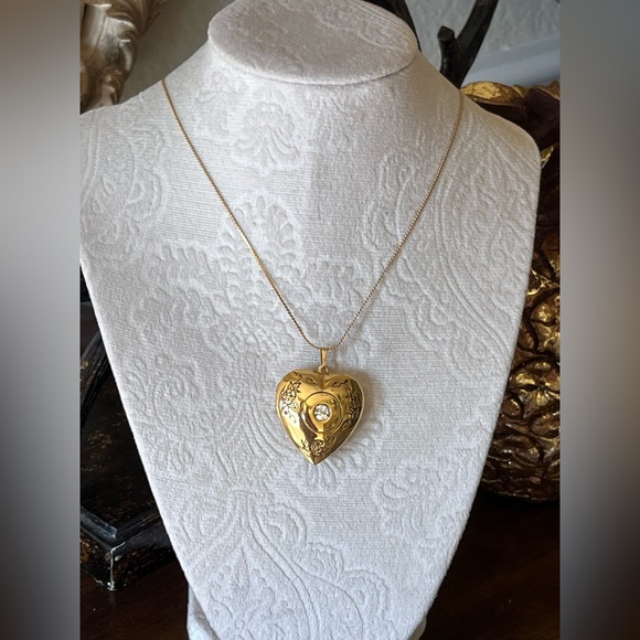 Elegant Gold Heart Pendant Necklace with Etched Floral and center Rhinestones - Picture 1 of 12